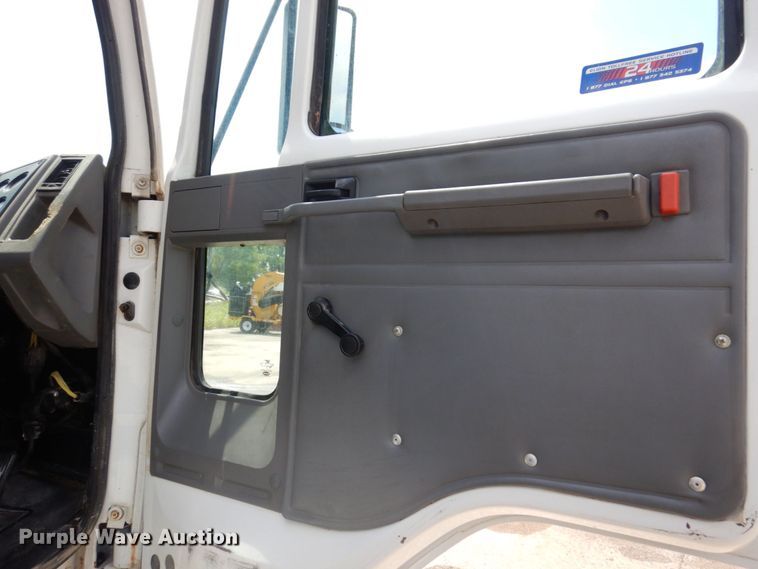 image for item KR9139 2005 Sterling SC8000  street sweeper truck