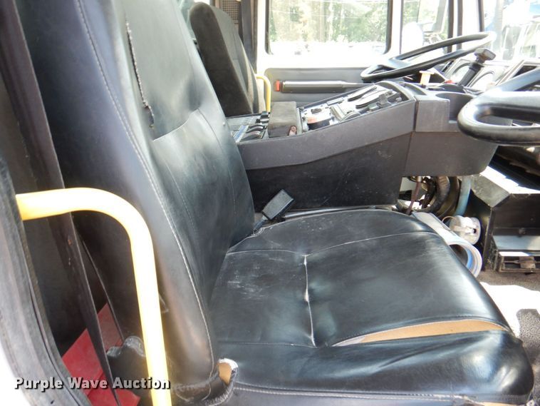 image for item KR9139 2005 Sterling SC8000  street sweeper truck