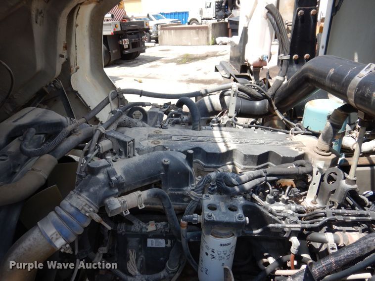 image for item KR9139 2005 Sterling SC8000  street sweeper truck