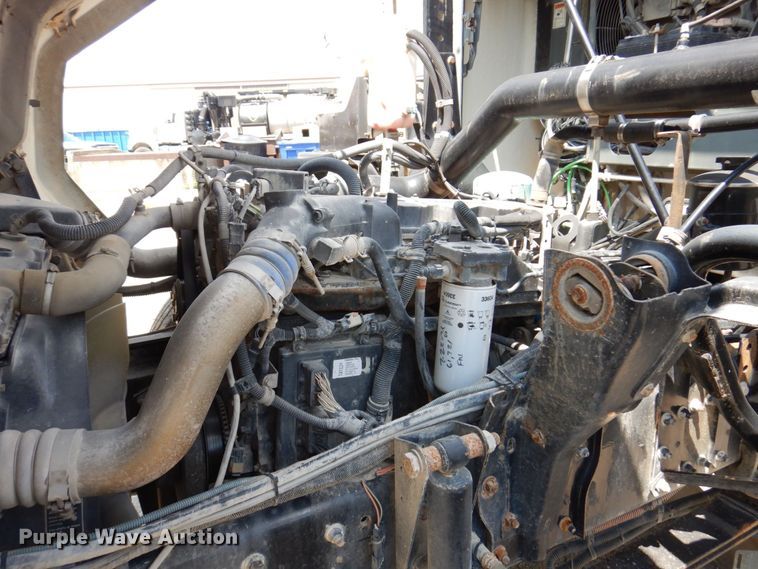 image for item KR9139 2005 Sterling SC8000  street sweeper truck