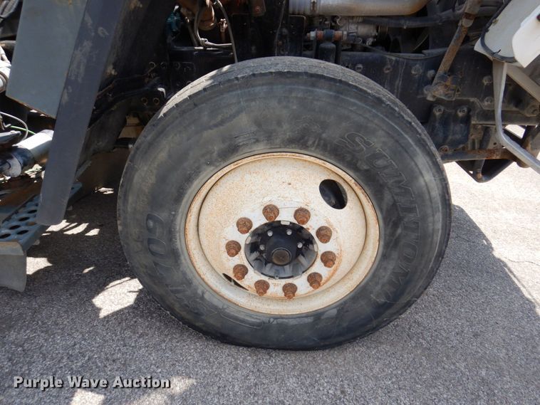 image for item KR9139 2005 Sterling SC8000  street sweeper truck