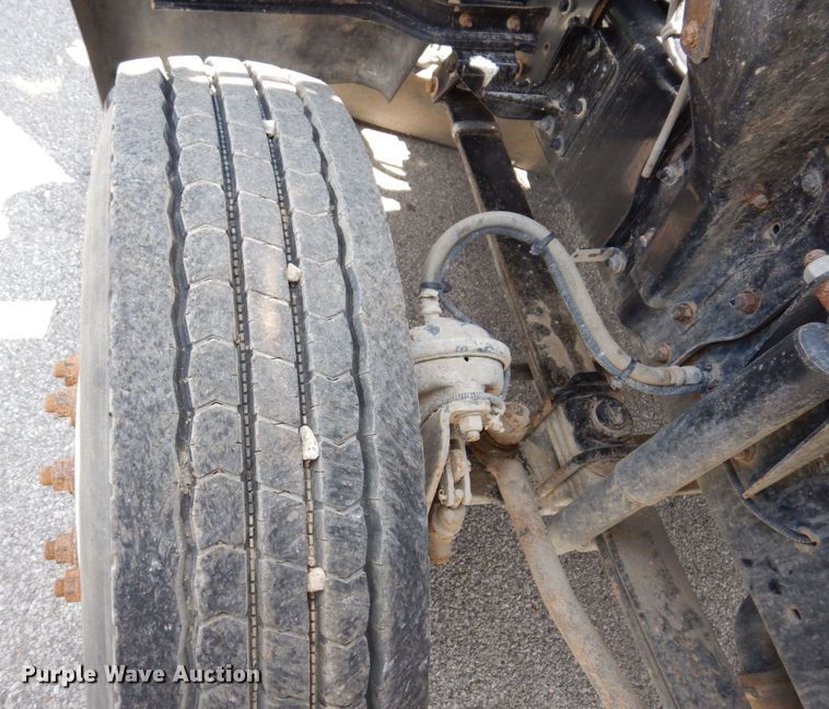 image for item KR9139 2005 Sterling SC8000  street sweeper truck