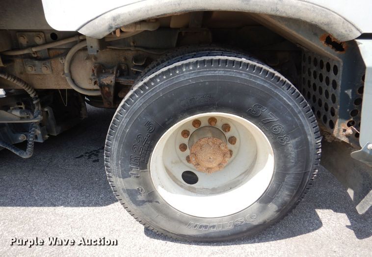 image for item KR9139 2005 Sterling SC8000  street sweeper truck