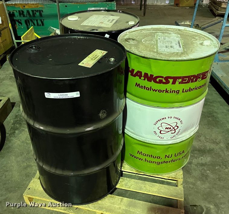 (3) barrels of lubricant in Wichita, KS Item LD9590 sold Purple Wave