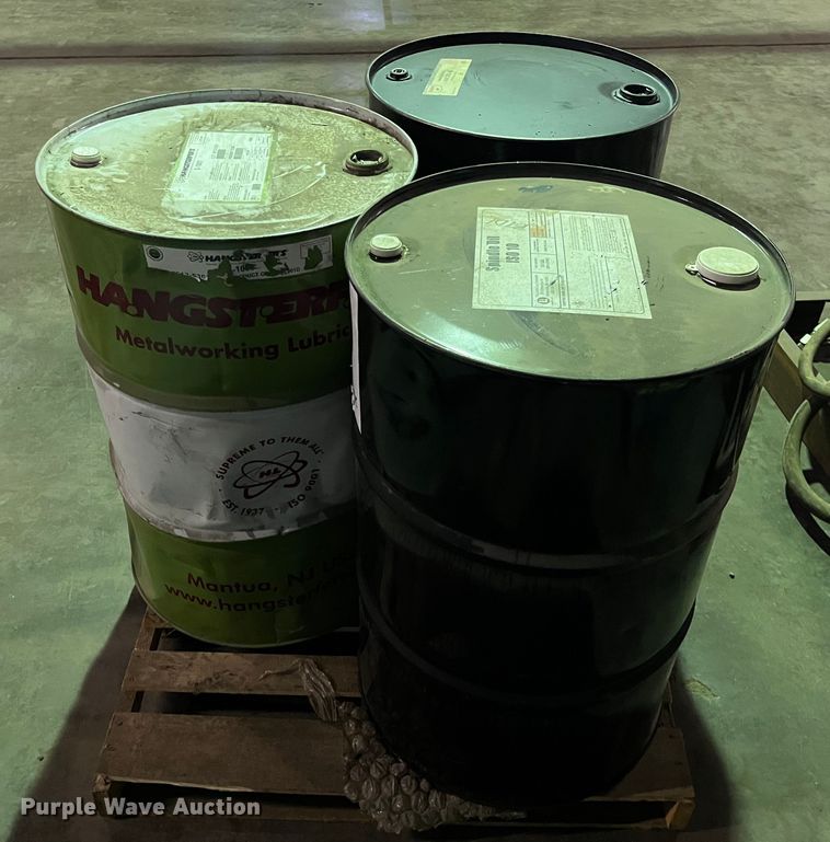(3) barrels of lubricant in Wichita, KS Item LD9590 sold Purple Wave