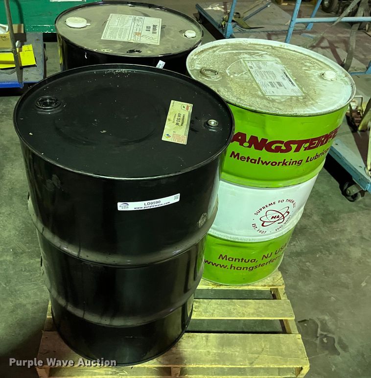 (3) barrels of lubricant in Wichita, KS Item LD9590 sold Purple Wave