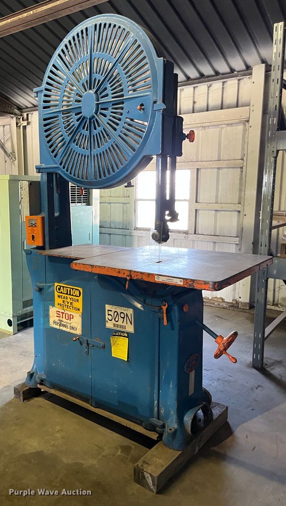 image for item LD9605 Yates American  bandsaw