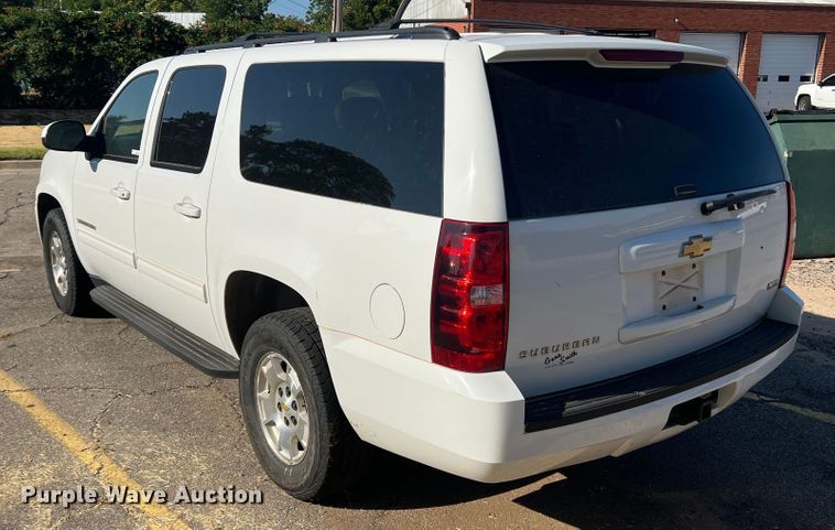 image for item LI9348 2011 Chevrolet Suburban  SUV