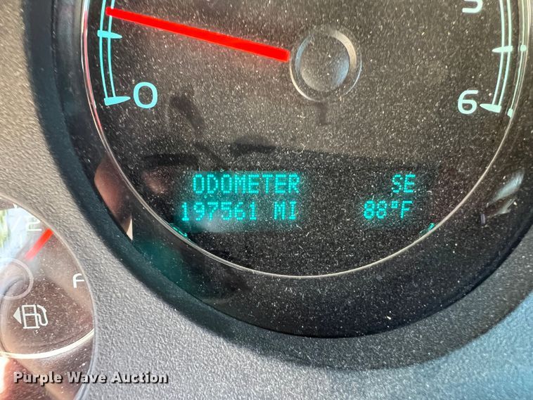 image for item LI9348 2011 Chevrolet Suburban  SUV