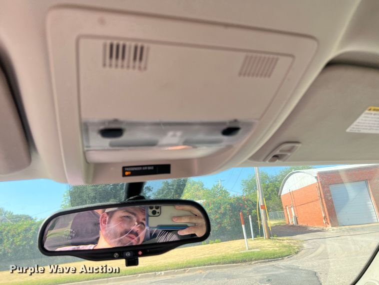 image for item LI9348 2011 Chevrolet Suburban  SUV