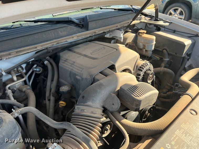 image for item LI9348 2011 Chevrolet Suburban  SUV