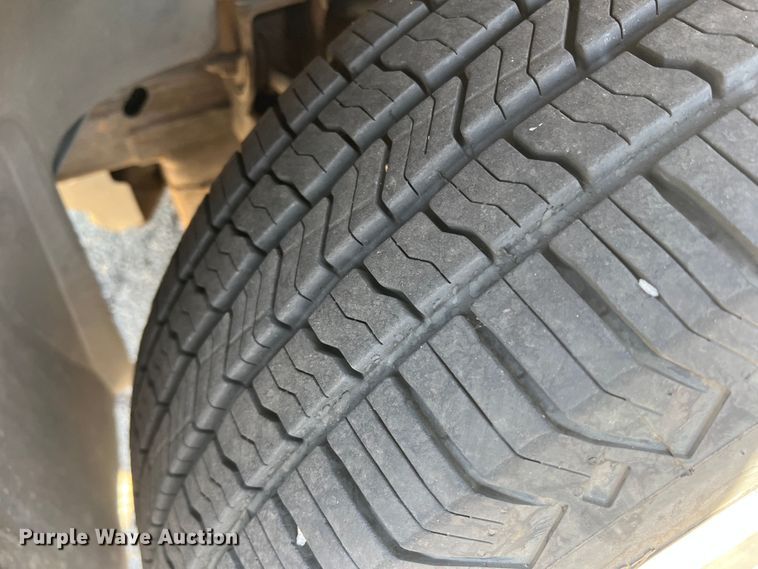 image for item LI9348 2011 Chevrolet Suburban  SUV