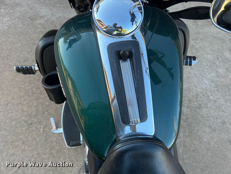 image for item LI9417 2016 Harley Davidson FLHTK Ultra Limited  motorcycle