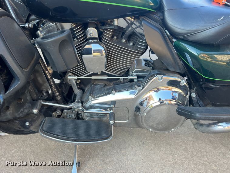 image for item LI9417 2016 Harley Davidson FLHTK Ultra Limited  motorcycle