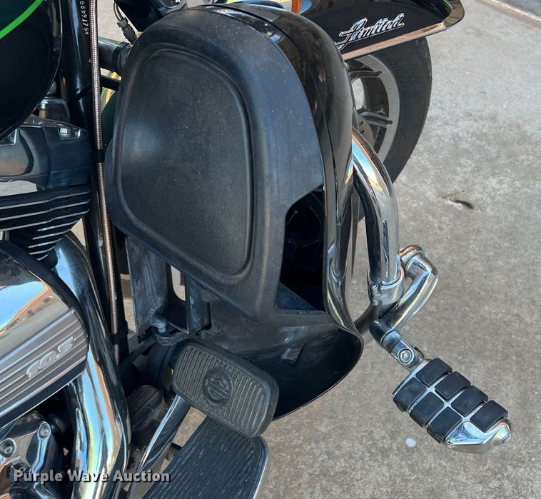 image for item LI9417 2016 Harley Davidson FLHTK Ultra Limited  motorcycle