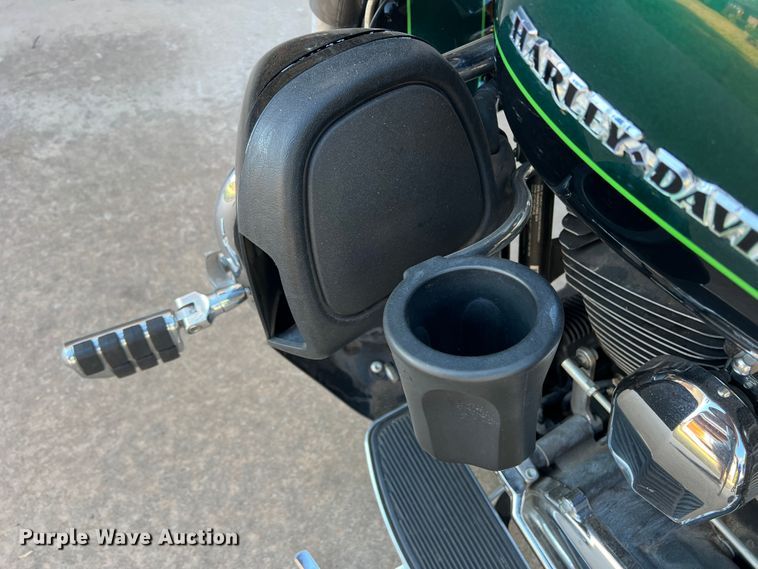 image for item LI9417 2016 Harley Davidson FLHTK Ultra Limited  motorcycle