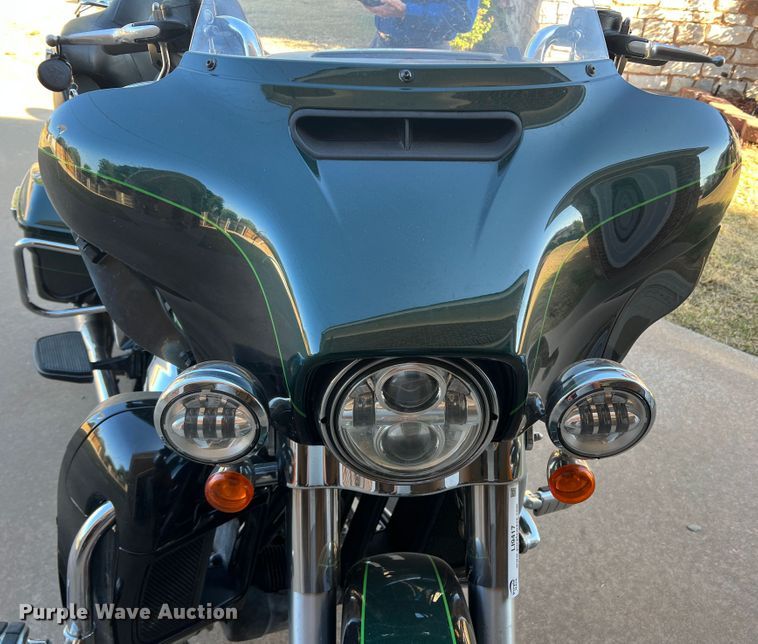 image for item LI9417 2016 Harley Davidson FLHTK Ultra Limited  motorcycle