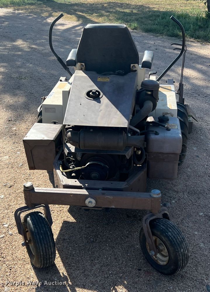 image for item LI9420 Grasshopper 718D  ZTR lawn mower