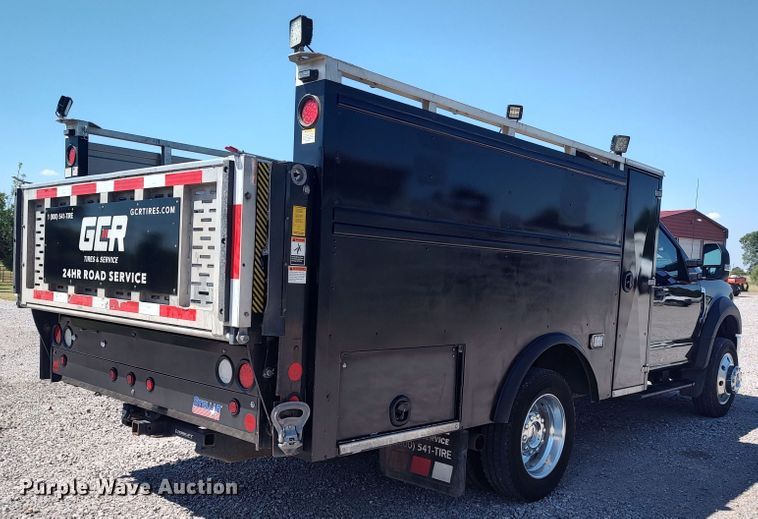 image for item LK9057 2019 Ford F450 Super Duty XL  utility / service truck