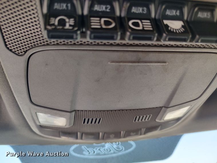 image for item LK9057 2019 Ford F450 Super Duty XL  utility / service truck