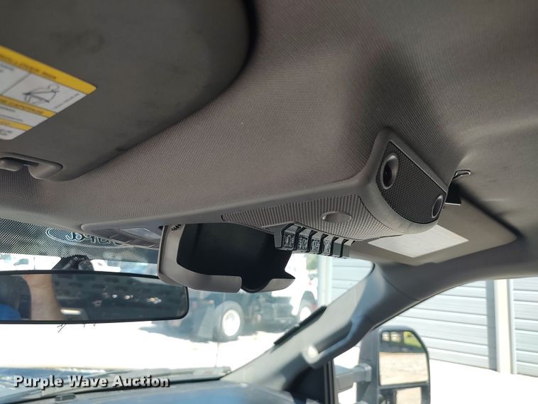 image for item LK9057 2019 Ford F450 Super Duty XL  utility / service truck