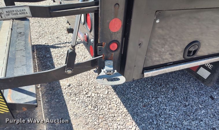 image for item LK9057 2019 Ford F450 Super Duty XL  utility / service truck