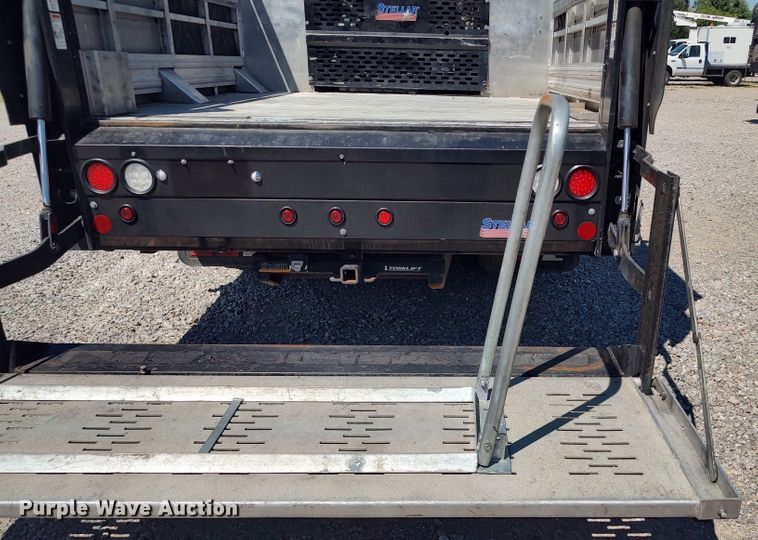 image for item LK9057 2019 Ford F450 Super Duty XL  utility / service truck