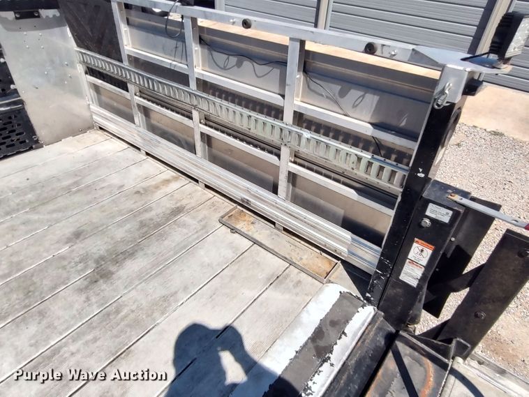 image for item LK9057 2019 Ford F450 Super Duty XL  utility / service truck