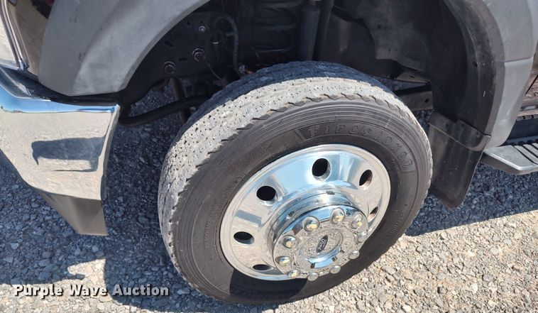 image for item LK9057 2019 Ford F450 Super Duty XL  utility / service truck