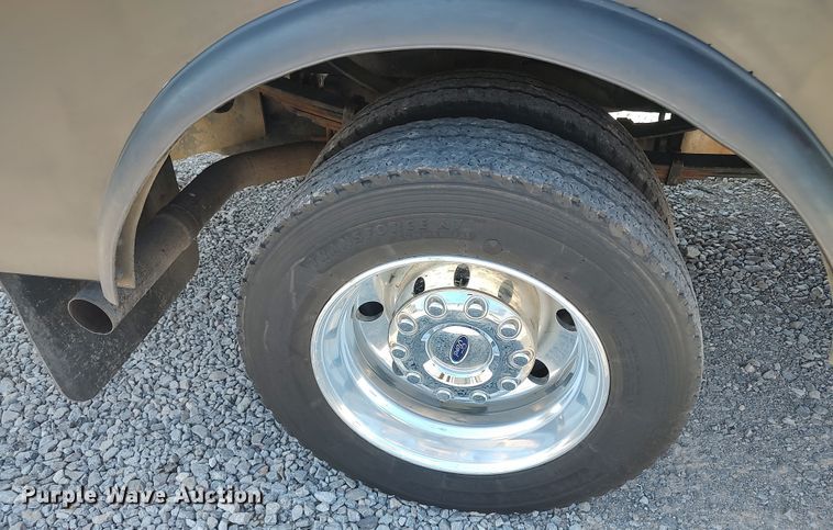 image for item LK9057 2019 Ford F450 Super Duty XL  utility / service truck