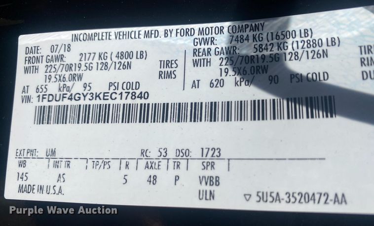 image for item LK9057 2019 Ford F450 Super Duty XL  utility / service truck