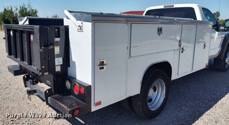 image for item LK9058 2013 Ford F450 Super Duty XL  utility / service truck