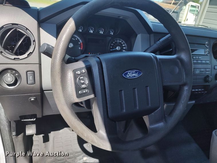 image for item LK9058 2013 Ford F450 Super Duty XL  utility / service truck