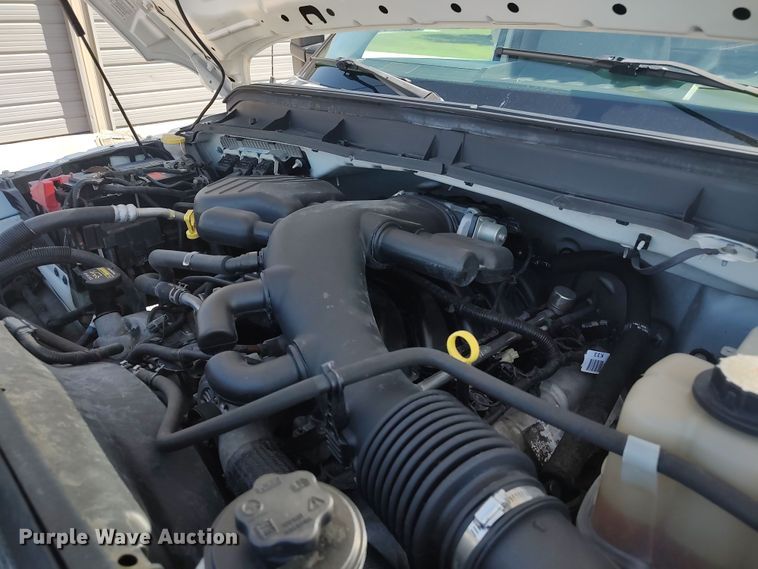 image for item LK9058 2013 Ford F450 Super Duty XL  utility / service truck