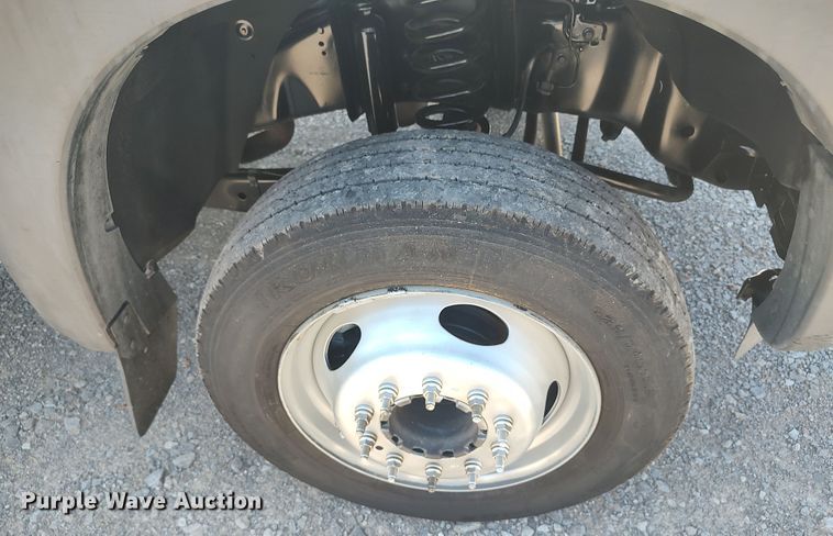 image for item LK9058 2013 Ford F450 Super Duty XL  utility / service truck