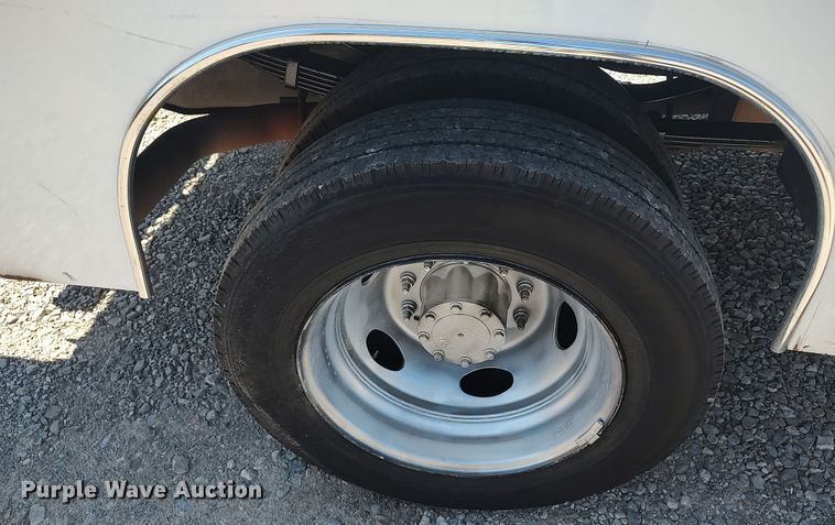 image for item LK9058 2013 Ford F450 Super Duty XL  utility / service truck