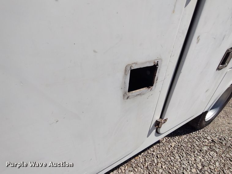 image for item LK9059 2007 Ford F550 Super Duty XL  bucket truck