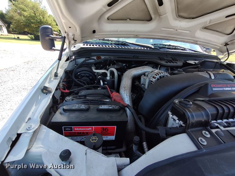 image for item LK9059 2007 Ford F550 Super Duty XL  bucket truck