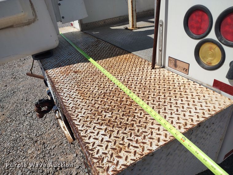 image for item LK9059 2007 Ford F550 Super Duty XL  bucket truck