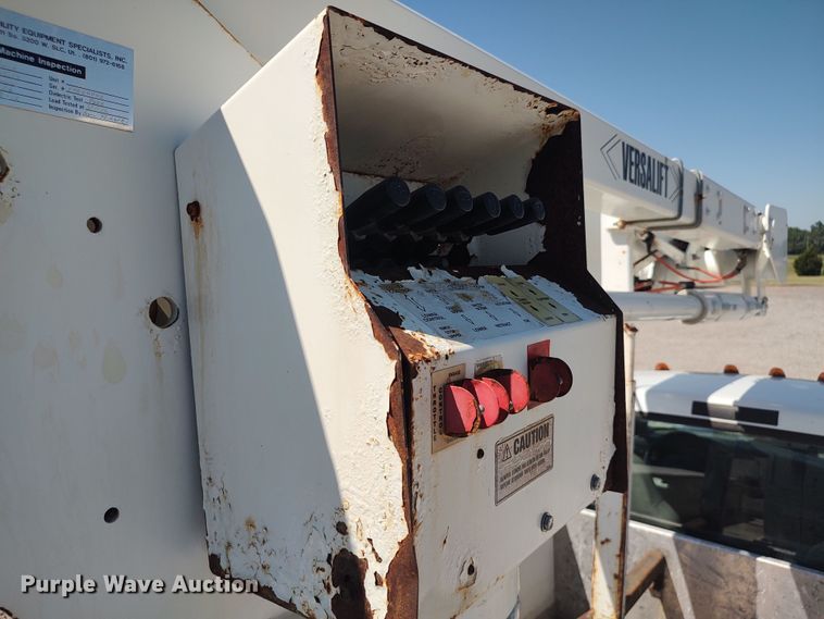 image for item LK9059 2007 Ford F550 Super Duty XL  bucket truck