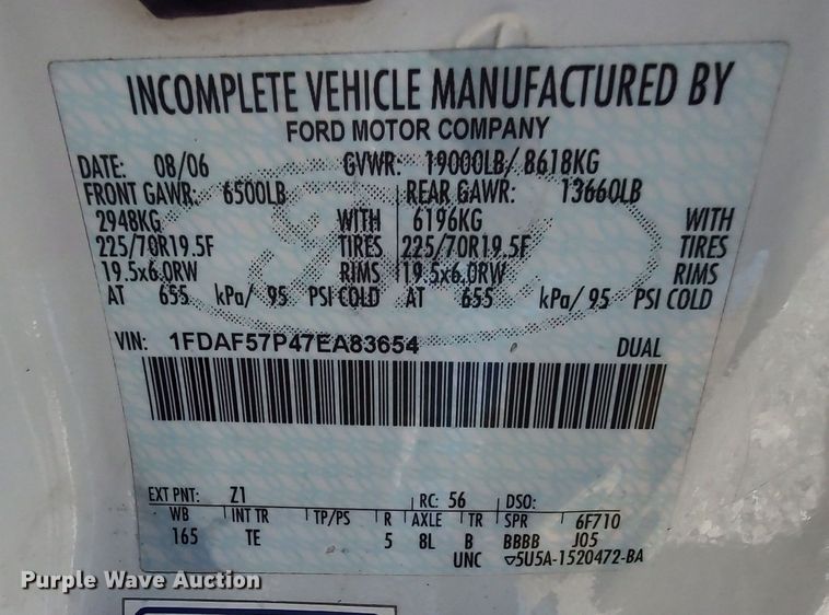 image for item LK9059 2007 Ford F550 Super Duty XL  bucket truck