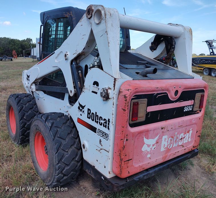 image for item LK9099 2014 Bobcat S650  skid steer loader