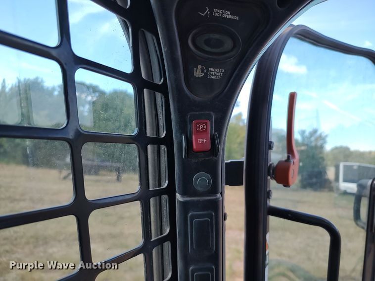 image for item LK9099 2014 Bobcat S650  skid steer loader