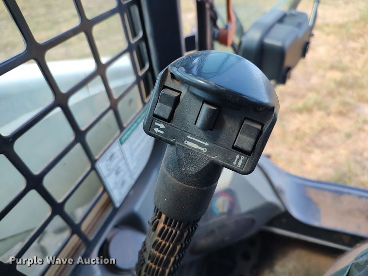 image for item LK9099 2014 Bobcat S650  skid steer loader