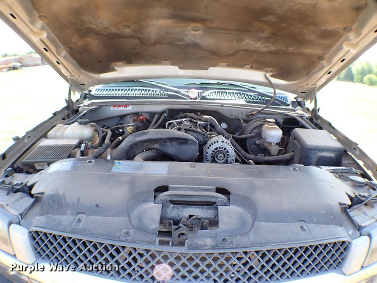image for item LK9119 2005 Chevrolet Silverado 1500  Crew Cab pickup truck