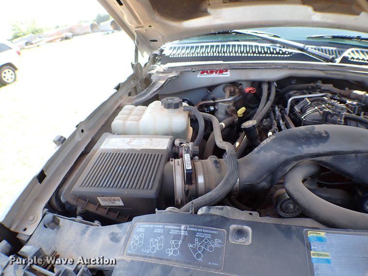 image for item LK9119 2005 Chevrolet Silverado 1500  Crew Cab pickup truck
