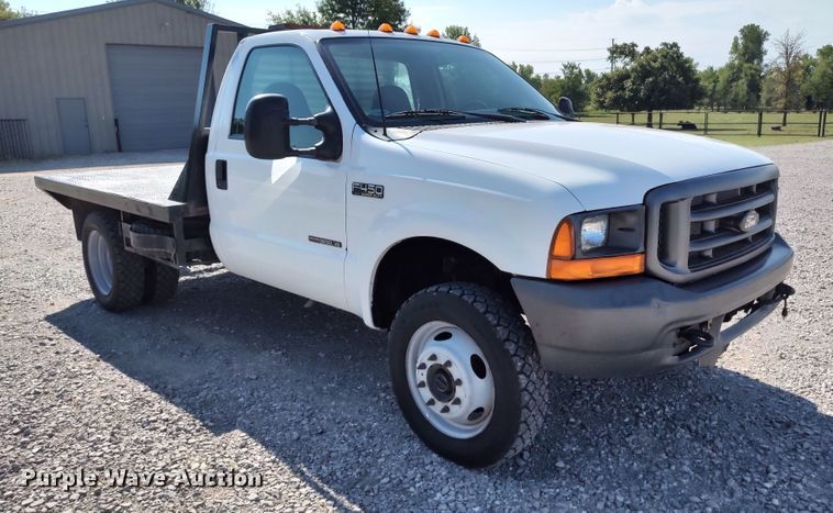 image for item LK9127 2000 Ford F450 Super Duty  flatbed truck