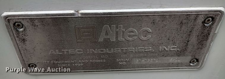 image for item LK9129 2001 Ford F550 Super Duty  bucket truck