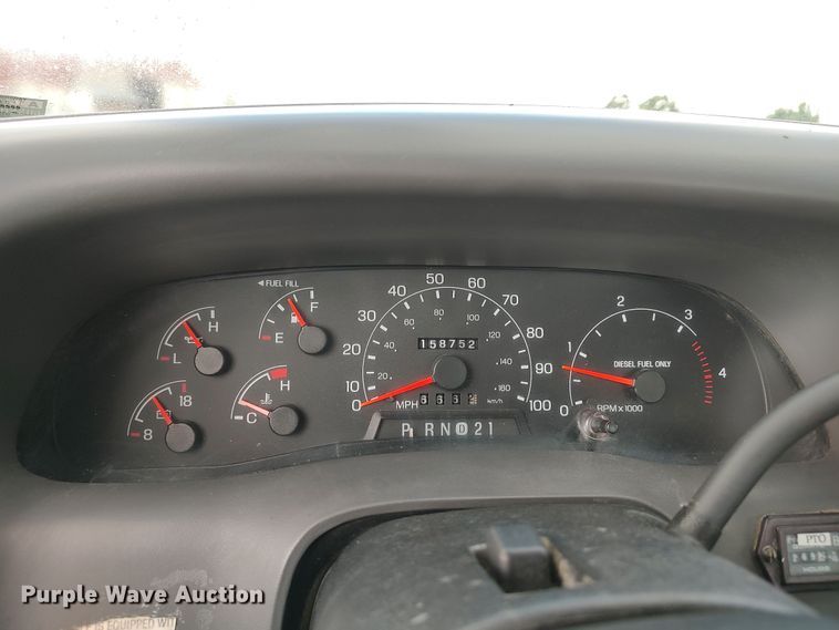 image for item LK9129 2001 Ford F550 Super Duty  bucket truck