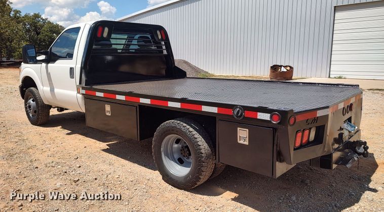 image for item LK9157 2015 Ford F350 Super Duty XL  flatbed pickup truck